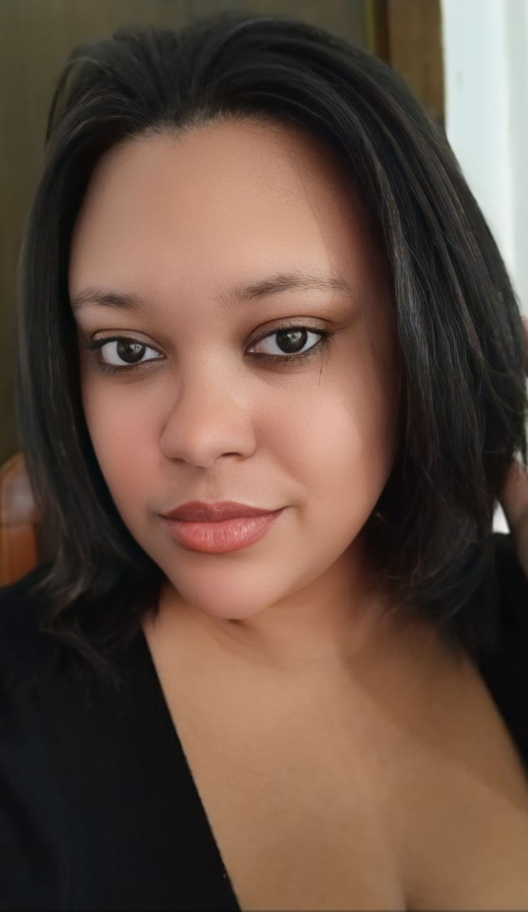Dra. Fernanda Martins